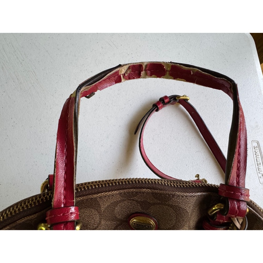 Coach purse - Picture 4 of 16